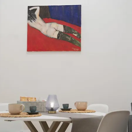 Cdb Apartments - Naples Historic Center *
